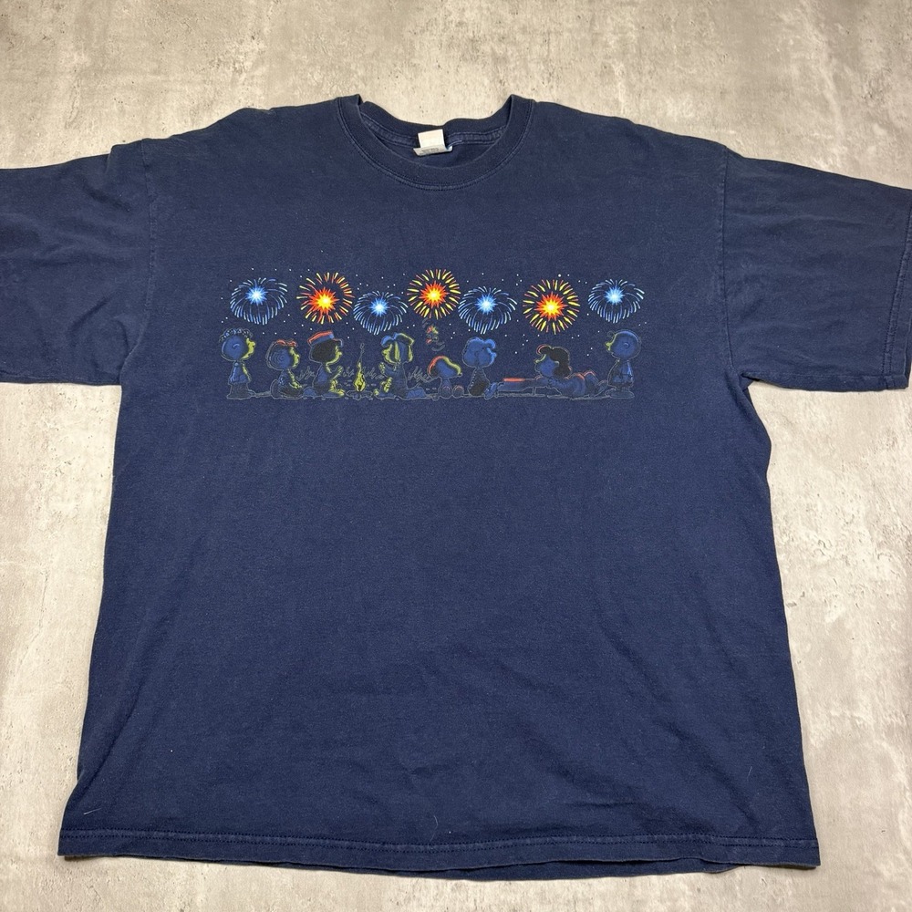 Vintage Y2K Peanuts Charlie Brown Snoopy 4th Of July T Shirt Fireworks XL USA